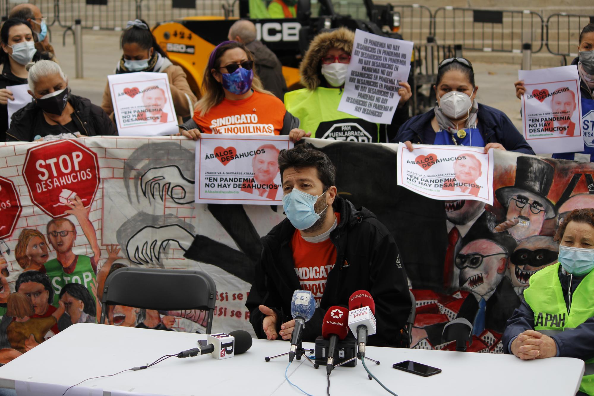 Colectivos vivienda contra Ábalos I